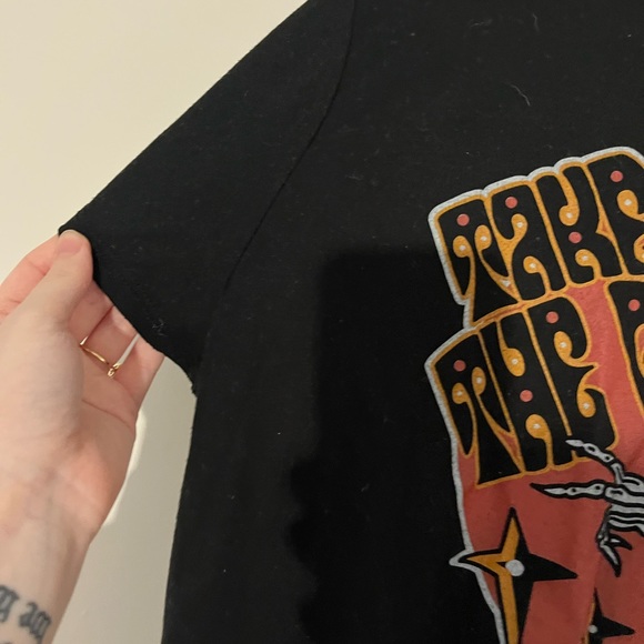 Take to The Grave Don’t Fear the Reaper Cropped Top - Picture 2 of 4